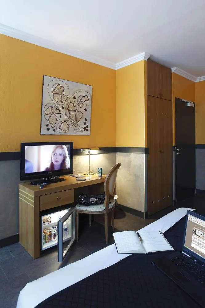 Hôtel Adonis Marseille Vieux Port 3*,  France